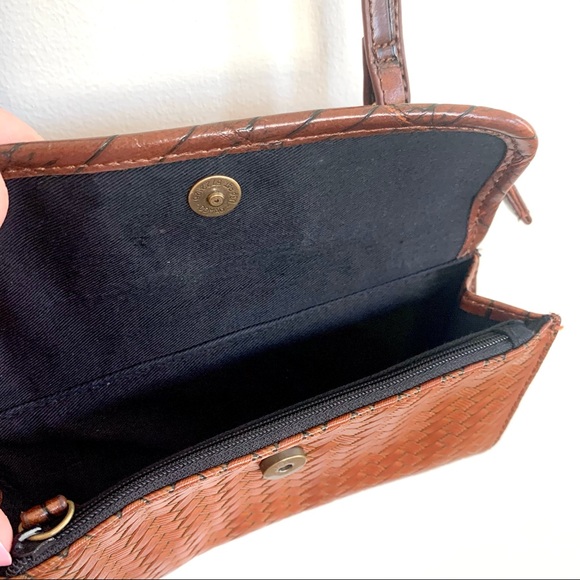 COLDWATER CREEK | Vintage Brown Woven Purse Crossbody - Picture 4 of 10